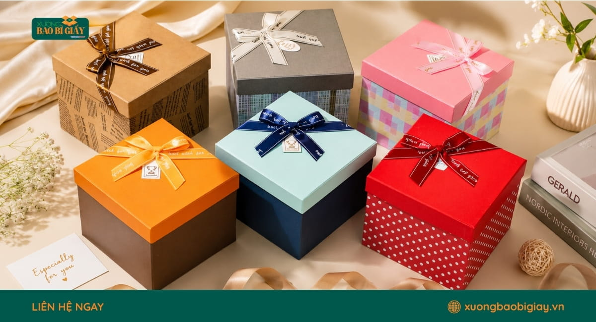 Mẫu hộp giấy đựng quà lưu niệm độc đáo, tạo dấu ấn riêng cho cửa hàng và thương hiệu.