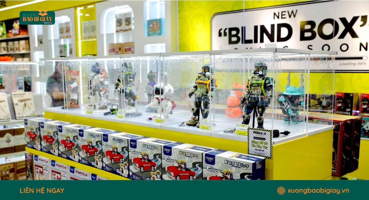 Đội ngũ Xưởng Bao Bì Giấy tiếp nhận yêu cầu, phân tích nhu cầu và tư vấn giải pháp túi giấy phù hợp với định hướng thương hiệu PEEKTOY.