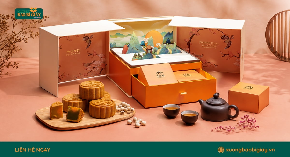 Hộp giấy đựng bánh trung thu được thiết kế theo số lượng bánh, phù hợp với nhiều nhu cầu đóng gói và làm quà tặng.