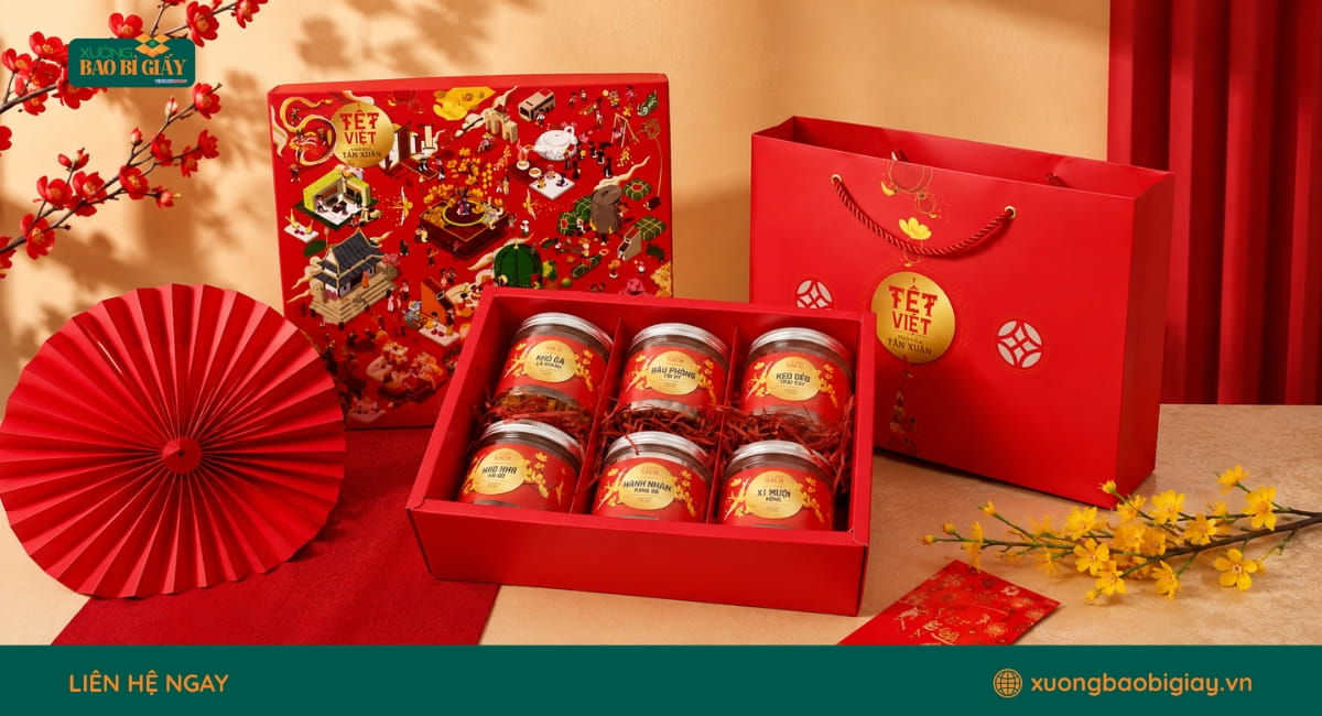 Mẫu hộp giấy đựng bánh kẹo Tết đẹp với màu sắc nổi bật, họa tiết xuân và kiểu dáng phù hợp nhiều dòng sản phẩm.